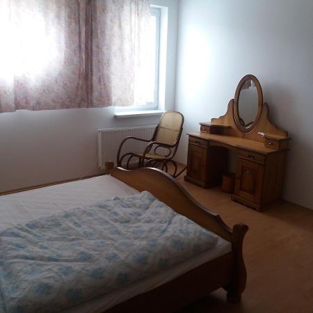 Hradna 9A Apartment Nove Zamky Exterior photo